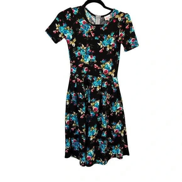 SOLD Lularoe Amilia Floral Print Top Boxpleated Dress with Pockets Size XXS - Picture 1 of 4